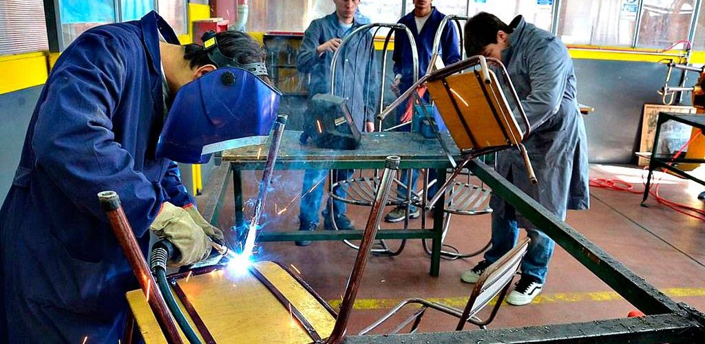 EDUCACIÓN TÉCNICA EN EL EL ECUADOR