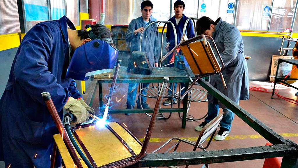 EDUCACIÓN TÉCNICA EN EL EL ECUADOR