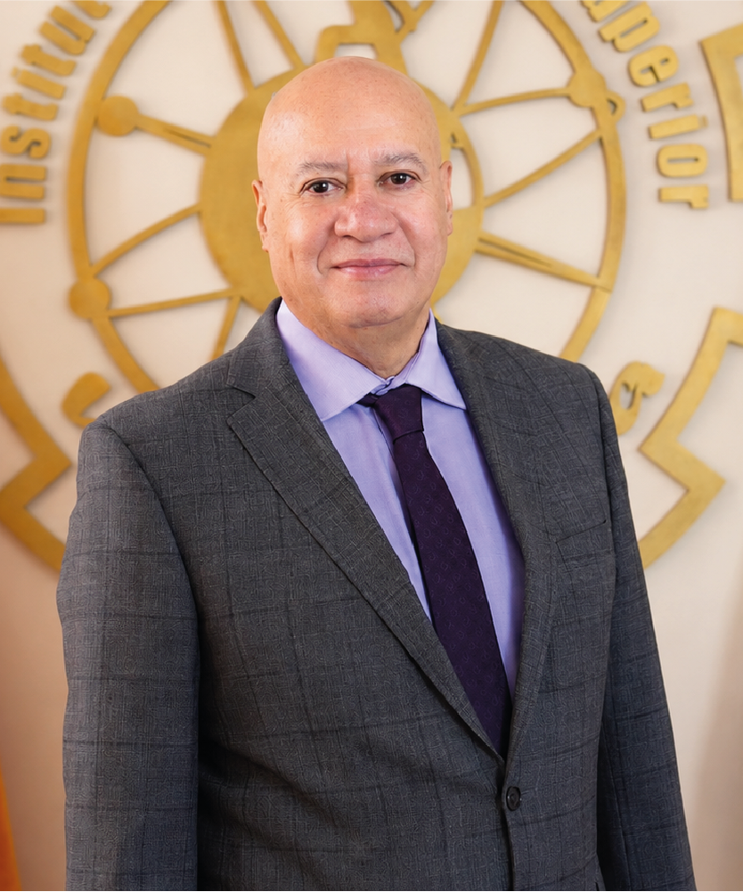 Dr. Wilfrido Robalino - Rector TUVN