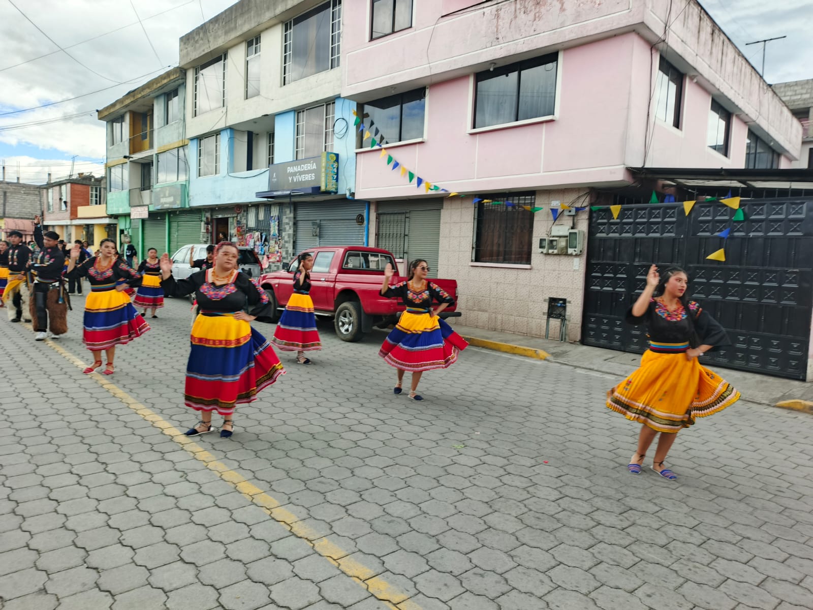 Tambillo 143 años de parroquialización - Foto 1